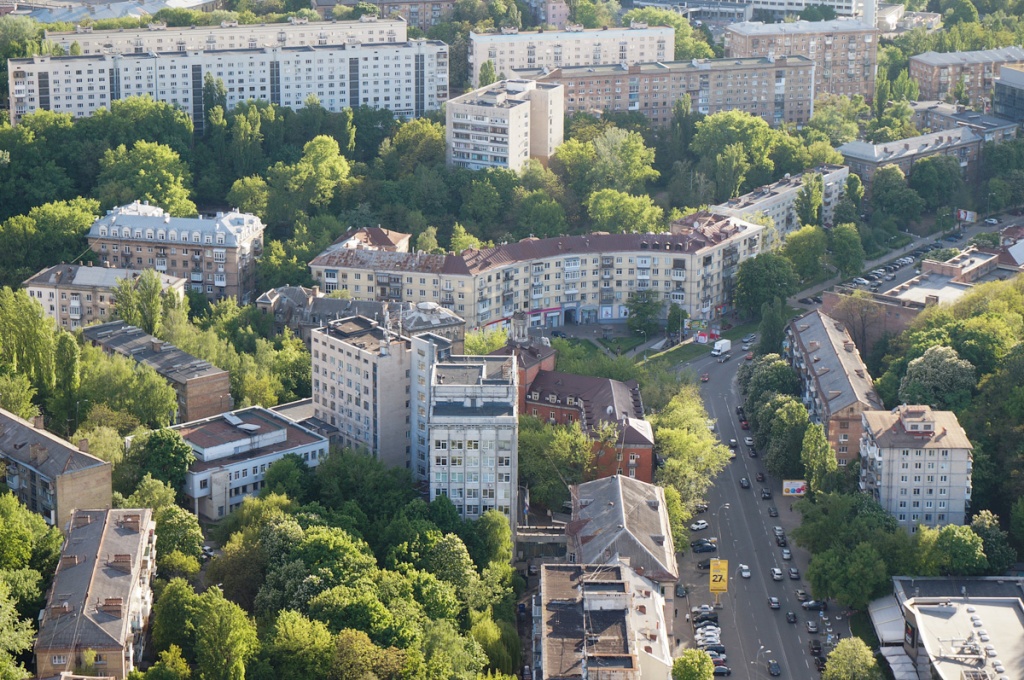 жилье_у_станции_метро_Кловская.jpg жилье_у_станции_метро_Кловская.jpg